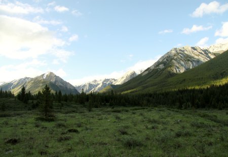 The Mountains of Banff Alberta - Canada  - sky, photography, summit, mountains, white, nature, grey, clouds, blue, green