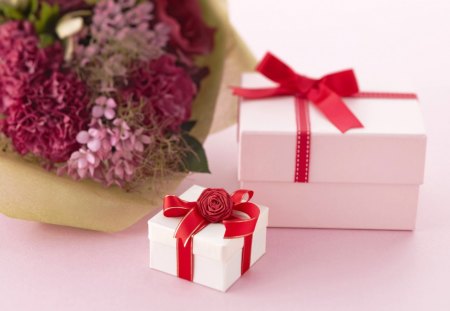 Romantic Surprise - nice, flowers, gifts, lovely