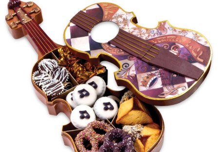 A sweet violin for a sweet friend: Rosarina - sweets, purple, pink, violin, pretzels, dessert, donut, cupcake, food, music, cake