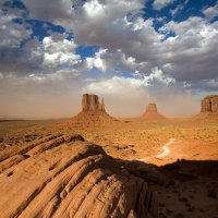 sandstorm in monument valley utah