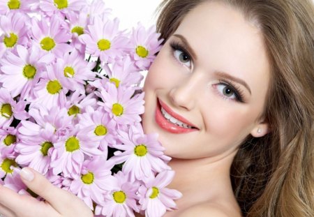 Smiling beautiful girl - nice, lady, girl, smiling, daisy, beautiful, happyness, pink, purle, cute