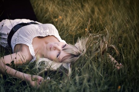 Close to the nature - nature, face, stare, lovely girl, grass, cute, sweetness, blonde