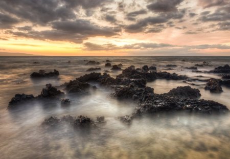 mana kai beach hawaii - beach, mist, clouds, rocks