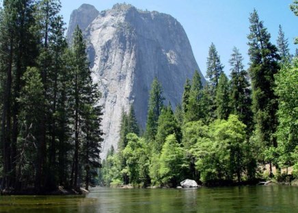 yosomite valley - tres, boulders, water, mountains, blue sky