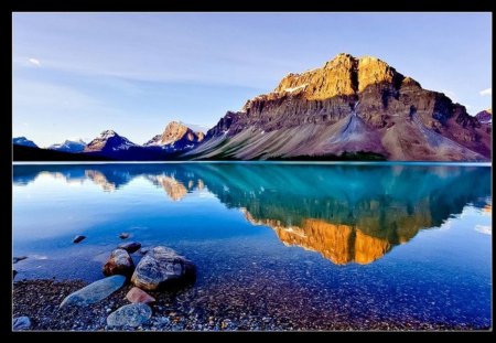 Just a nice wall - pic, water, blue, image, photo, photograph, picture, view, lake, reflexion, color, wall, rocks, wallpaper