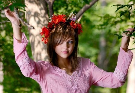 *** Beautiful girl and garland *** - people, beautiful, flowers, girl, garland