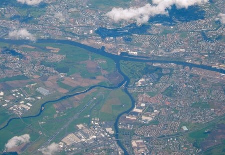 Scotland - Glasgow Airport & River Clyde - scotland, glasgow, airports, river clyde