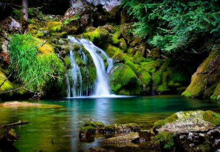 Garden Waterfall - beauty, fresh, lake, water, waterfall, spring, nature, life, green