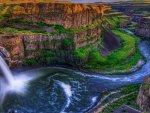 magnificent waterfalls on snake river hdr