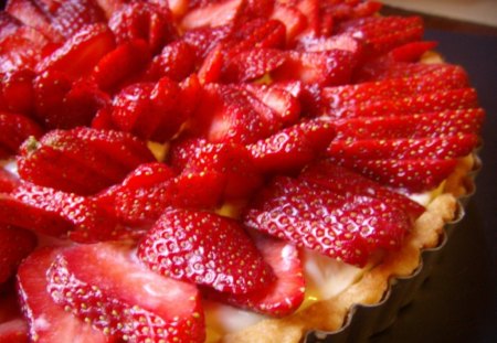 *** Yummy...*** - cake, yummy, food, strawberrys