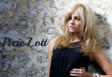 Pixie Lott