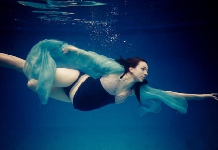 Underwater maternity - swimming pool, woman, pregnant, photography, breath holding, maternity, underwater