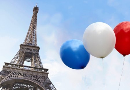 Eiffel Tower - beauty, sky, eiffel tower, paris, balloon, lovely, nature, view, balloons, france, beautiful, clouds, architecture, splendor