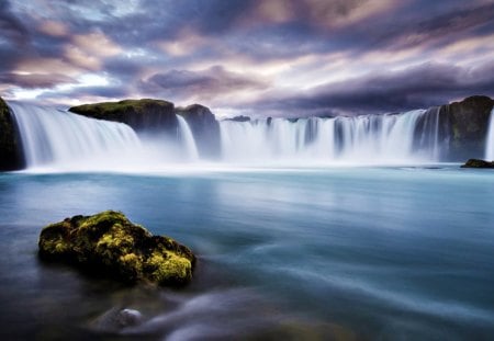 Beautiful Waterfall - waterfalls, amazing, splendor, view, sky, storm, clouds, water, beautiful, stormy, beauty, lovely, fall, river, nature, waterfall, mountains, peaceful, rocks