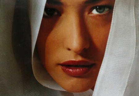 Tatjana Patitz - lady - pretty, elegant, classy, tempting, fashion, eyes, blond, face, nice, famous, blue eyes, veil, tatjana patitz, beautiful, sensual, photography, beauty, red lips, celebrity, supermodel, 90s, white, lips, lady, woman, chic, sexy