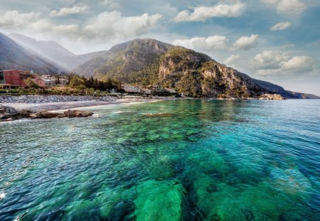 Beautiful Place - summer, splendor, island, sunrays, view, paradise, houses, sky, sun, clouds, house, sunlight, beautiful, sea, summer time, beauty, lovely, ocean, nature, rays, mountains, peaceful