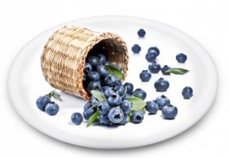 * Sweet berry * - basket, plate, delicious, berry, cute, tasty