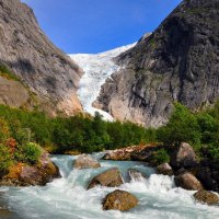 Clear mountain river