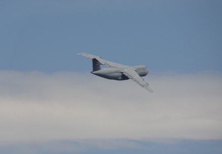 C-5 Galaxy in The Sky - aircraft, c 5, c 5 galaxy, galaxy