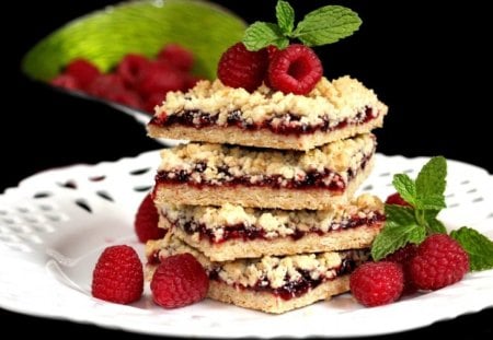 *** Delicious Raspberry Cake *** - food, cake, delicious, raspberry