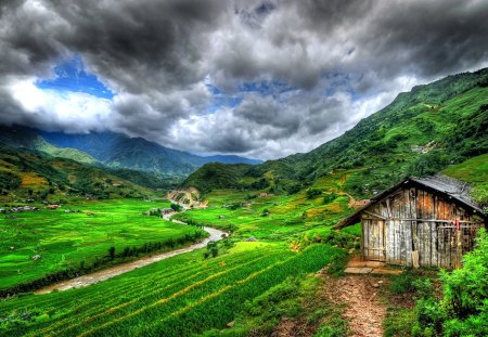 Beautiful Country - nature, cabin, beautiful, hillside, mountains