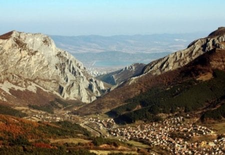 Zgorigrad - trees, photography, forest, photo, mountain, village, fall, colorful, nature, autumn, nice, bulgaria, rocks