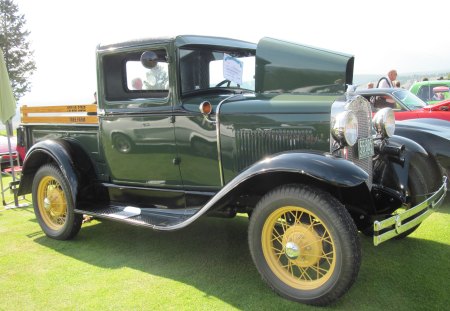 1930 Ford truck - headlights, ford, black, photography, yellow, truck, green