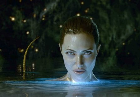 Angelina Jolie - water, mother, actress, angelina, girl, grendel, fantasy, jolie, movie, sexy, beowulf, woman