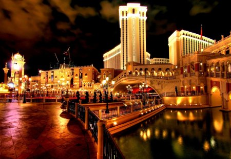 BEAUTIFUL VENICE - bright, venice, river, night, city, bridge, lights