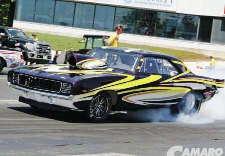 Super Street Showstopper - track, camaro, gm, smoke