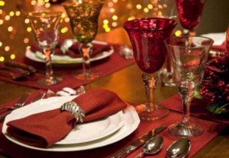 CHRISTMAS TABLE - entertaining, family, tables, celebrating, food, festive, table settings, christmas