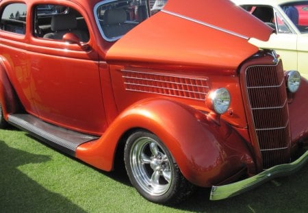 1933 Ford Streetrod - headlights, grills, black, chrome, tires, grass, ford, nickel, photography, green