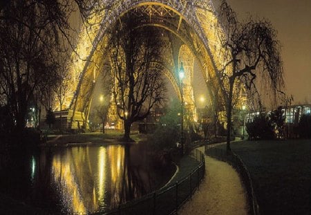 EIFFEL TOWER PARIS FRANCE - paris, by night, france, eiffel tower