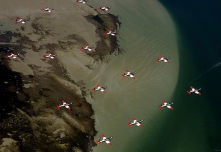 Pilatus PC 7 Mk II Trainer Formation Flight. - pc 7 mk ii, trainer, saaf, pilatus, south african air force