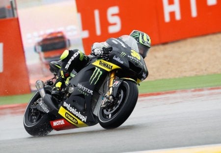 Cal Crutchlow - crutchlow, moto, gp, cal, yamaha