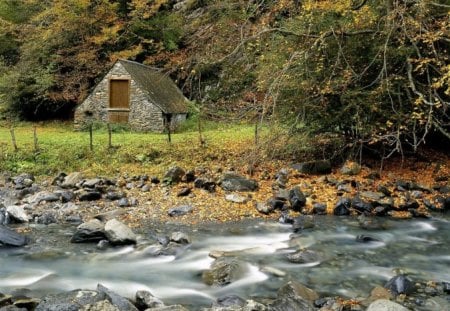 DOWN BY THE RIVERSIDE - forests, trees, water, mountains, buildings, cabins, seclusion, france, rivers