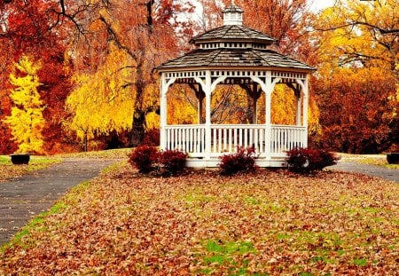 AUTUMN PARK - inspiration, beauty in nature, beauty, garden structure, usa, nature, autumn, serenity, seasons, idyllic, leaf, solitude