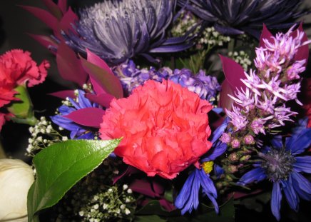 Bouquet of flowers in October 04 - white, purple, red, pink, green, flowers