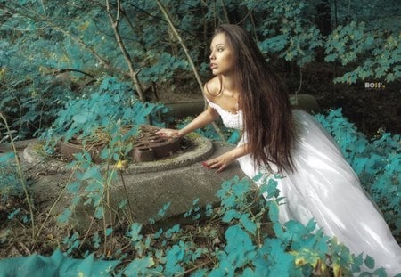 Beauty in the forest - beauty, forest, lady, green