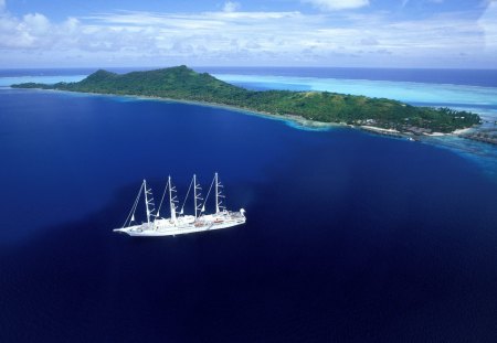 The Windstar - Bora Bora - the windstar, windstar, bora bora, polynesia, french polynesia