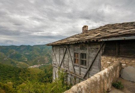 Glojenski monastery - clouds, house, trees, photography, forest, photo, architecture, mountain, nature, history, old, nice, sky, monastery, bulgaria