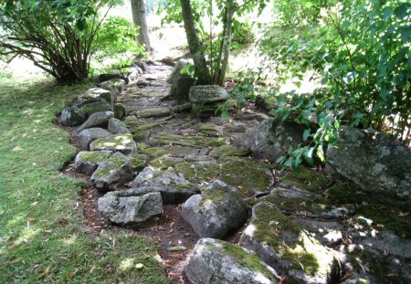 Alphems Aboretum... The dead River - green, stones, garden, grass