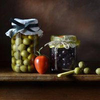 *** Delicious olives in jars ***