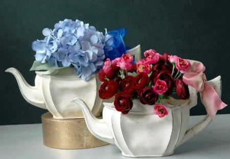 Still Life - kettle, nice, flowers, cute