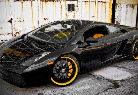 lambroghini in black and yellow - black, car, reflection, warehouse