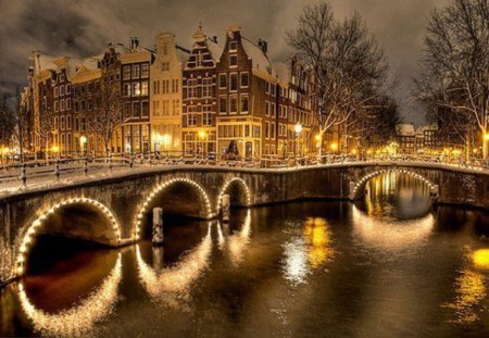 A Winter\\\'s Night in Amsterdam - night, winter, wallpaper, cityscape, midnight, buildings, reflections, art, holland, architecture, city, bridge, bridges, amsterdam, new