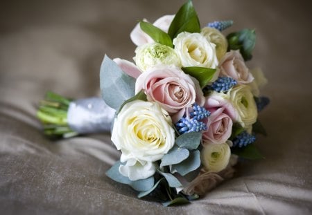 Wedding Bouquet - beauty, roses, colorful, bride, bouquet, rose, with love, white, white roses, pretty, petals, romance, pink roses, wedding, pin rose, for you, lovely, nature, white rose, romantic, beautiful, pink, sweet, flowers, colors