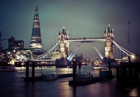 Tower Bridge Of London - thames, tower bridge, boats, london, united kingdom, beautiful, architecture, rivers, bridges