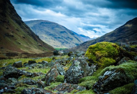 Scottish Highlands - blue, scottis highlands, beautiful, moss, mountain, dpi, nature, 1080p, hd, nice, sky, rocks