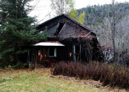 A Tahawus House - fall, house, falling, ghost, collapsed, town, adirondacks, mtns